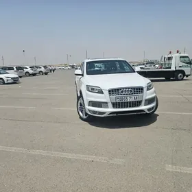 Audi Q7 2010