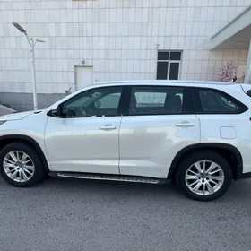 Toyota Highlander 2019