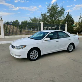 Toyota Camry 2004