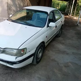 Toyota Carina 1998