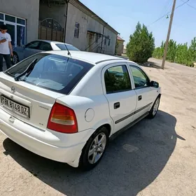Opel Astra 1998