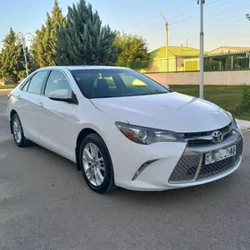 Toyota Camry 2016