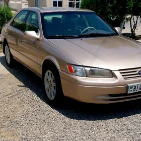 Toyota Camry 1999