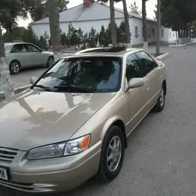 Toyota Camry 1997