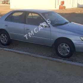 Toyota Corona 1999