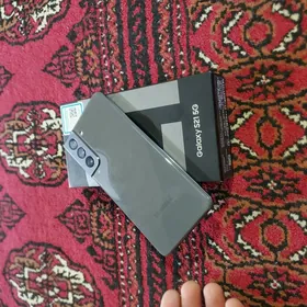 Samsung S21 8.128