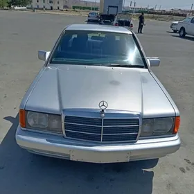 Mercedes-Benz 190E 1990