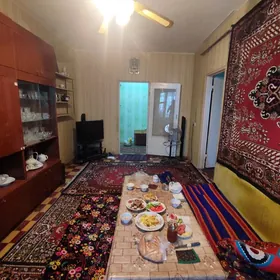 4 комн на 1 м этаже