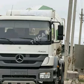 Mercedes-Benz ACTROS 3331 2013