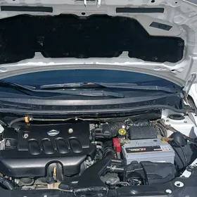 Nissan Versa 2012