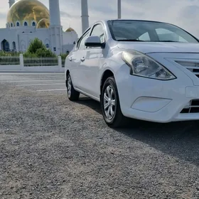 Nissan Sunny 2014