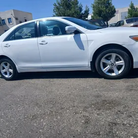 Toyota Camry 2010