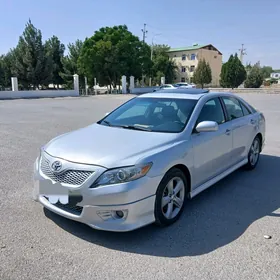 Toyota Camry 2010