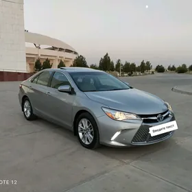 Toyota Camry 2015