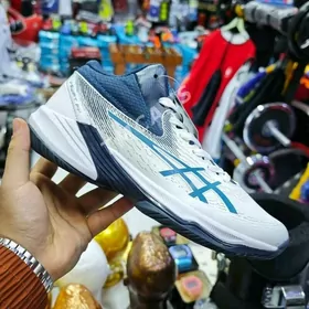 Asics Krasowka