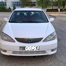 Toyota Camry 2005