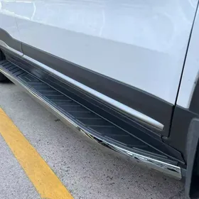Ford explorer podnoska