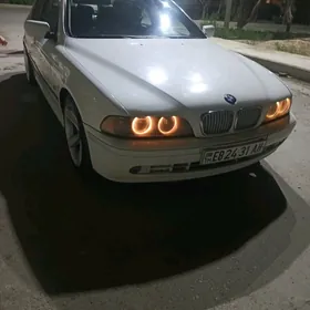 BMW E39 1998