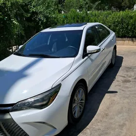 Toyota Camry 2017