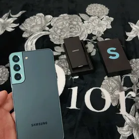 Samsung S22