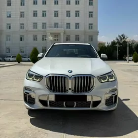 BMW X5 2019