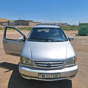 Toyota Sienna 2002