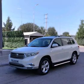 Toyota Highlander 2013
