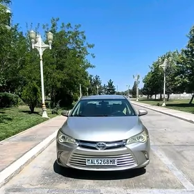 Toyota Camry 2017
