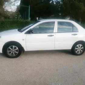 Mitsubishi Lancer 2011