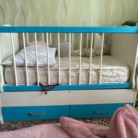 кроватка