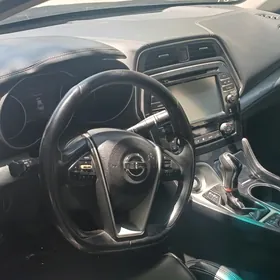 Nissan Maxima 2017
