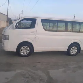 Toyota Hiace 2006