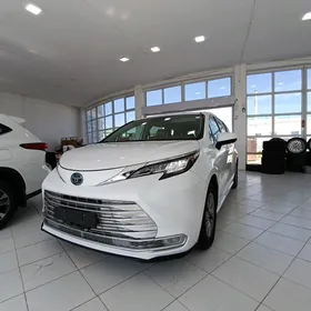 Toyota Sienna 2022
