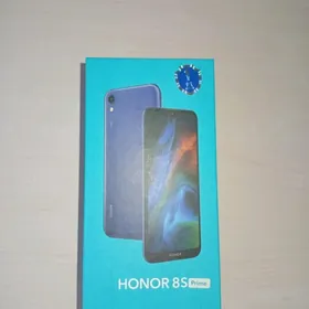 Honor 8s