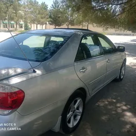 Toyota Camry 2003