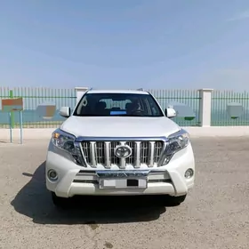 Toyota Land Cruiser Prado 2013