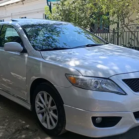 Toyota Camry 2011