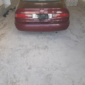 Toyota Camry 1999