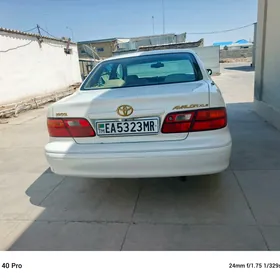 Toyota Avalon 1999
