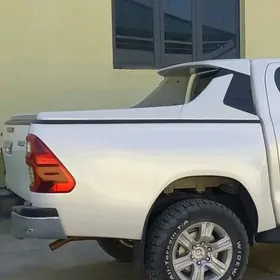 Hilux duga plasmas