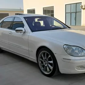 Mercedes-Benz S-Class 2004
