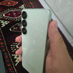 Samsung S25