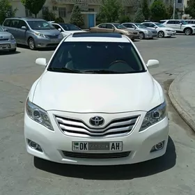 Toyota Camry 2010
