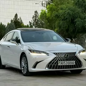 Lexus ES 350 2019