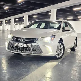 Toyota Camry 2017