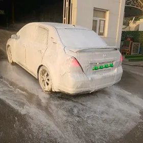 Nissan Tiida 2006
