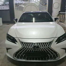 Lexus ES 350 2020