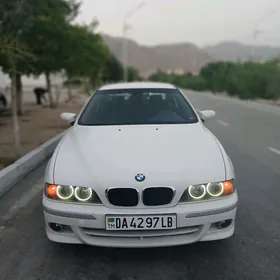 BMW E39 2001