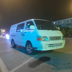 Toyota Hiace 2004