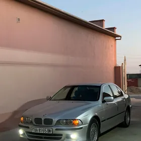 BMW E39 2003